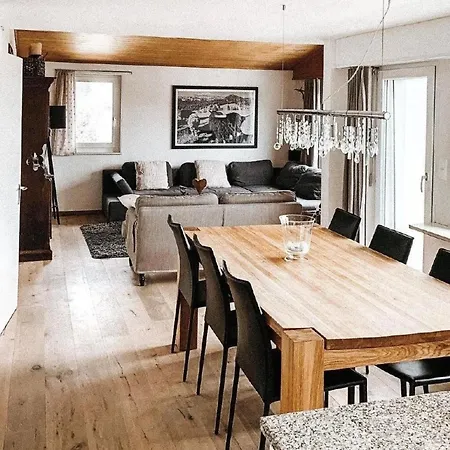 Haus Tschuetta - Zentrale Lage In By Interhome Feriehus