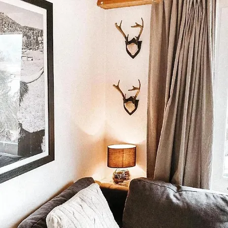 Haus Tschuetta - Zentrale Lage In By Interhome