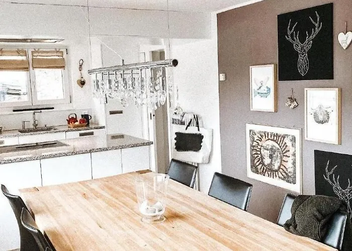 Haus Tschuetta - Zentrale Lage In By Interhome * Valbella